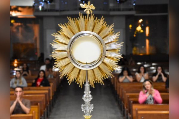 A Complexidade do Cálculo da Páscoa: Uma Tradição Ancestral